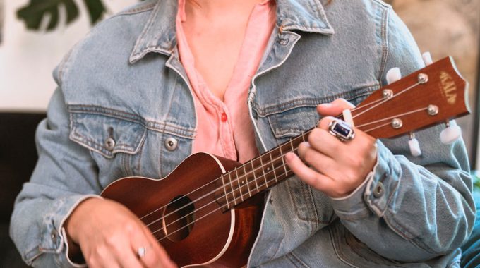 Ukulele intricate chord melodies